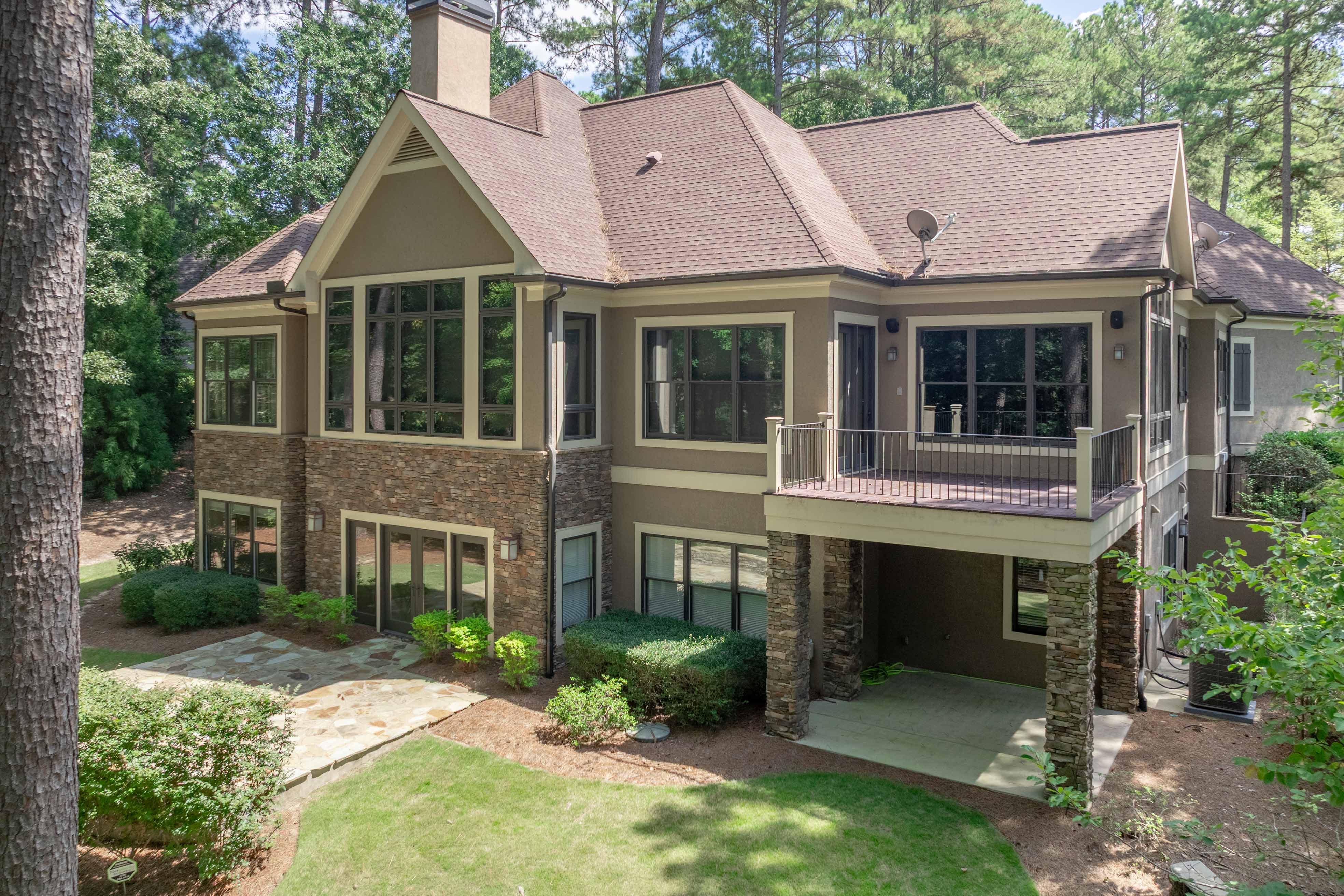 1100 Bachelors Run image 2